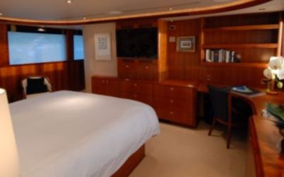 Custom Yacht Carpentry: Key Features to Include on Your Yacht